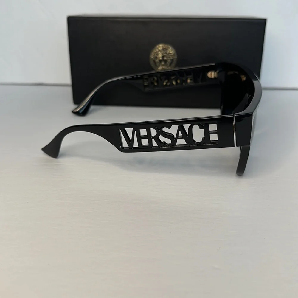 New Versace 4430U Sunglasses GB1/81 - Black - Polar Dark Grey